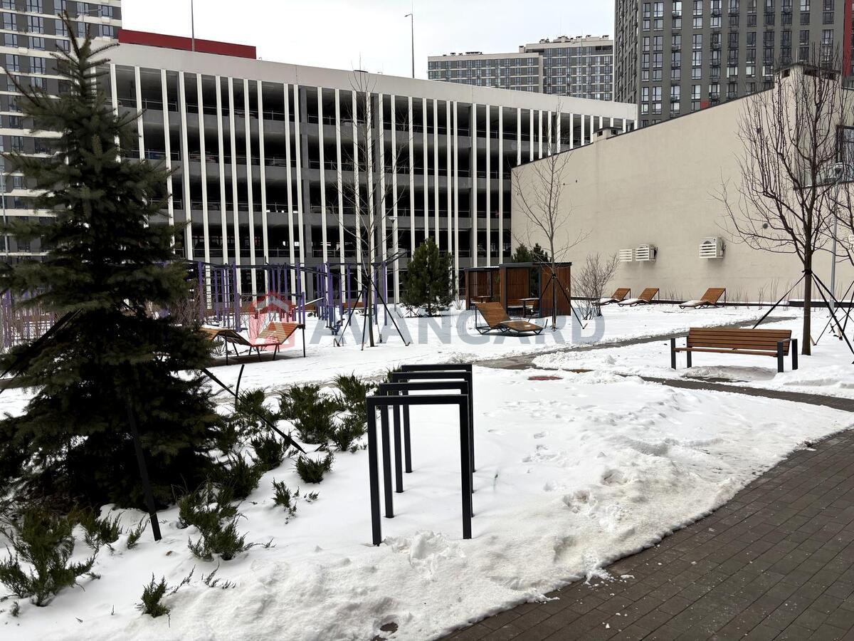 1 ��. ��������, 46.97 / 14.36 / 17.68 �? ��. �., 22/23 ������ ���� 11