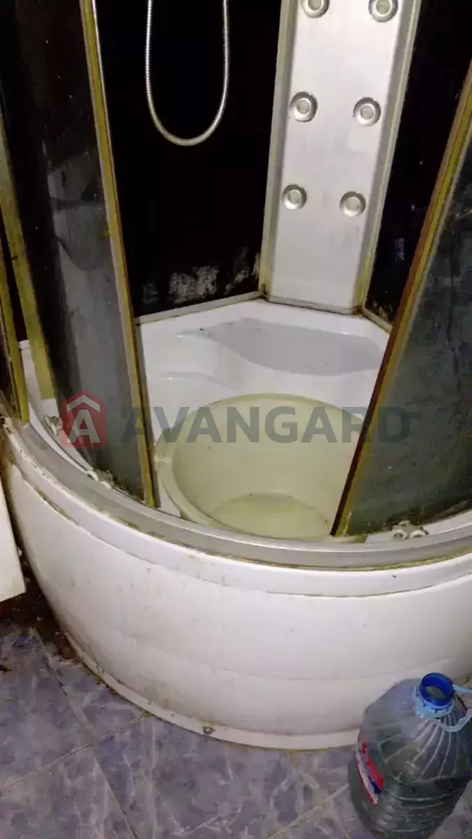 1 ��. ��������, 21/11/4 ��. �., 4/9 ������ ���� 3