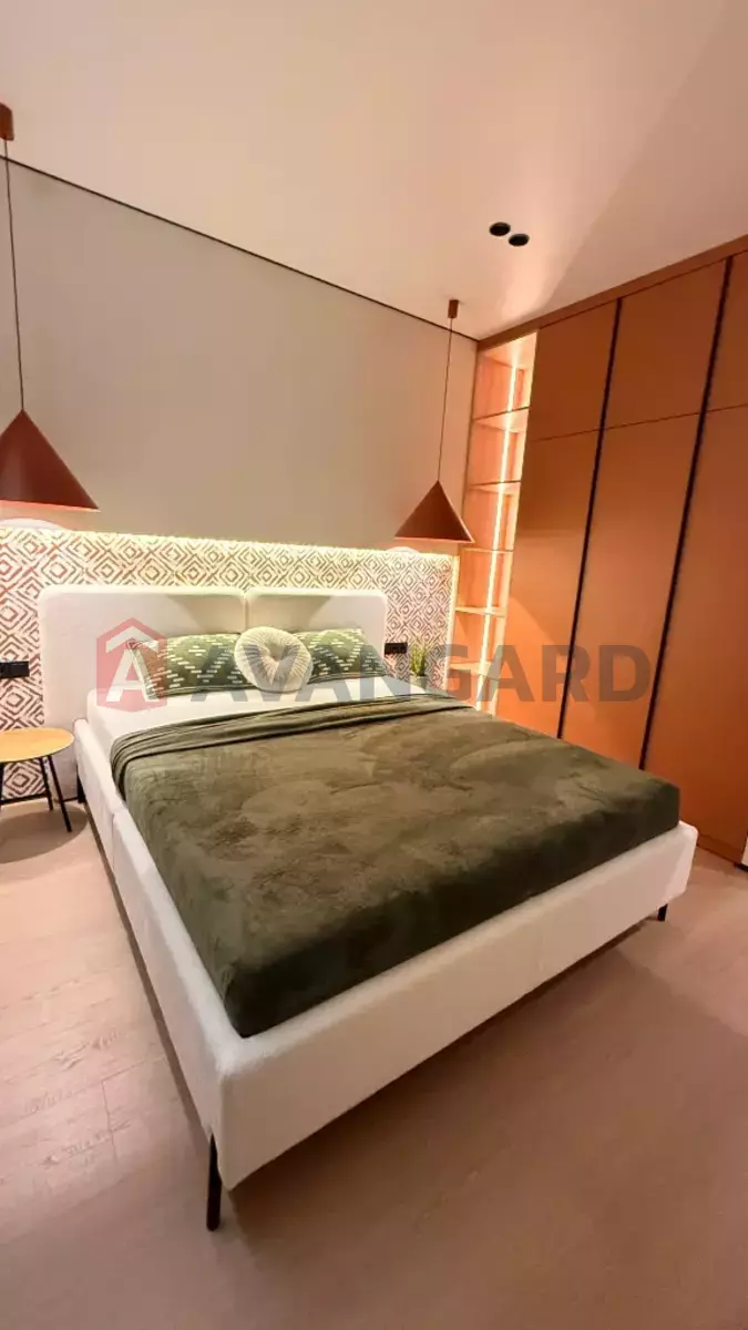 3 ��. ��������, 60/-/- ��. �., 8/24 ������ ���� 3