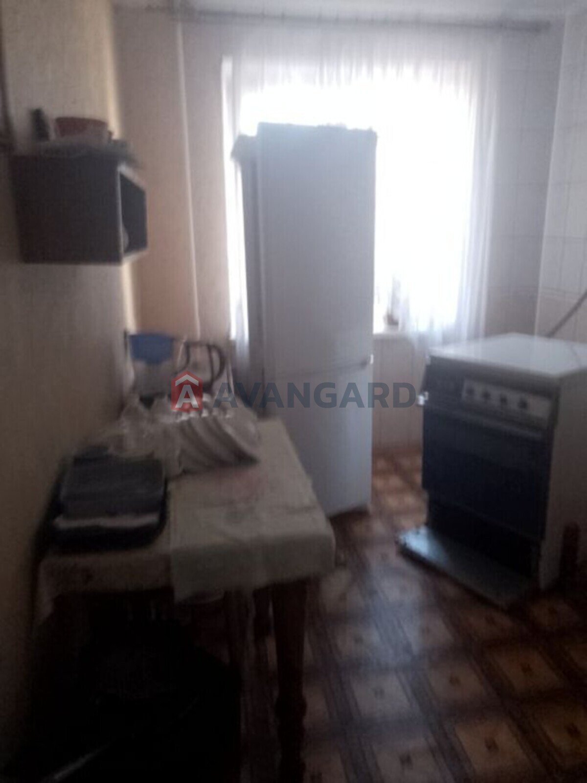 3 ��. ��������, 65/-/7 ��. �., 2/9 ������ ���� 4