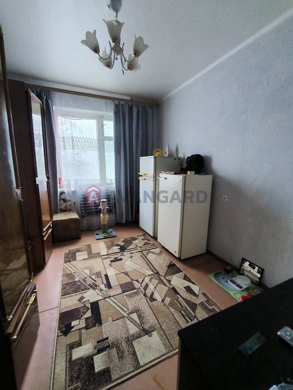 3 ����. ��������, 76/-/7 ��. �., 2/9 ���� ���� 7