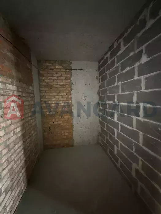 2 ��. ��������, 76/-/18 ��. �., 15/25 ������ ���� 6