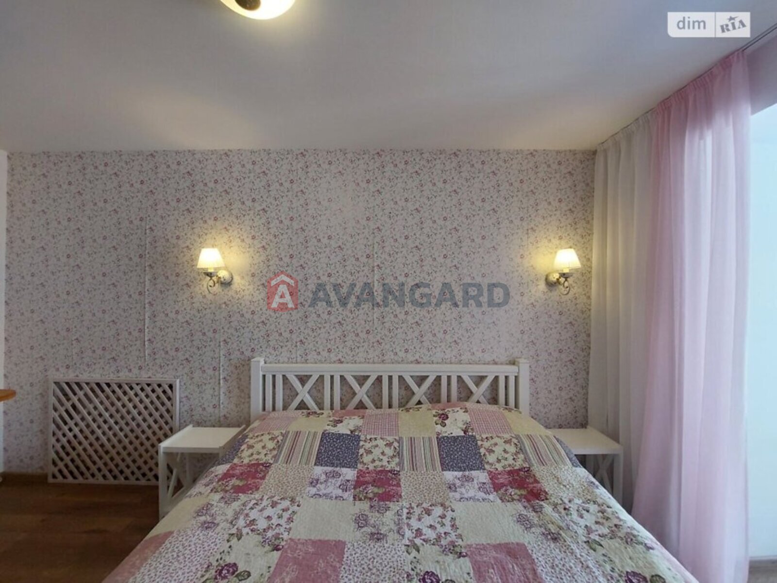 3 ����. ��������, 66/-/- ��. �., 8/9 ���� ���� 9