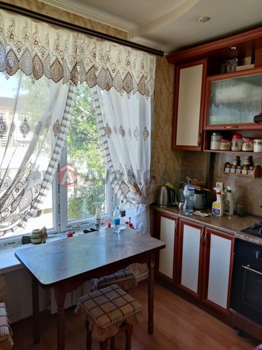 3 ��. ��������, 60/-/7 ��. �., 3/4 ������ ���� 6