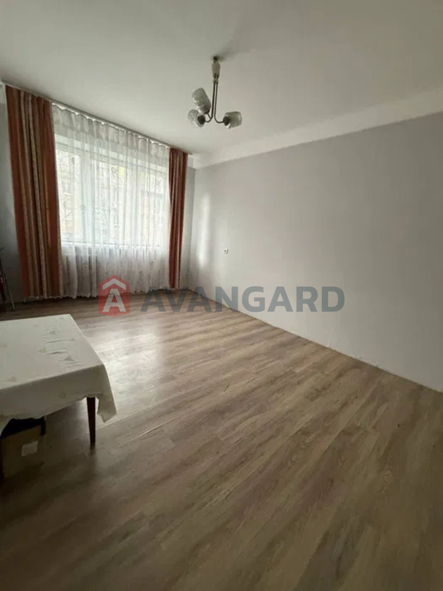 1 . , 63/-/8 . ., 4/5   3