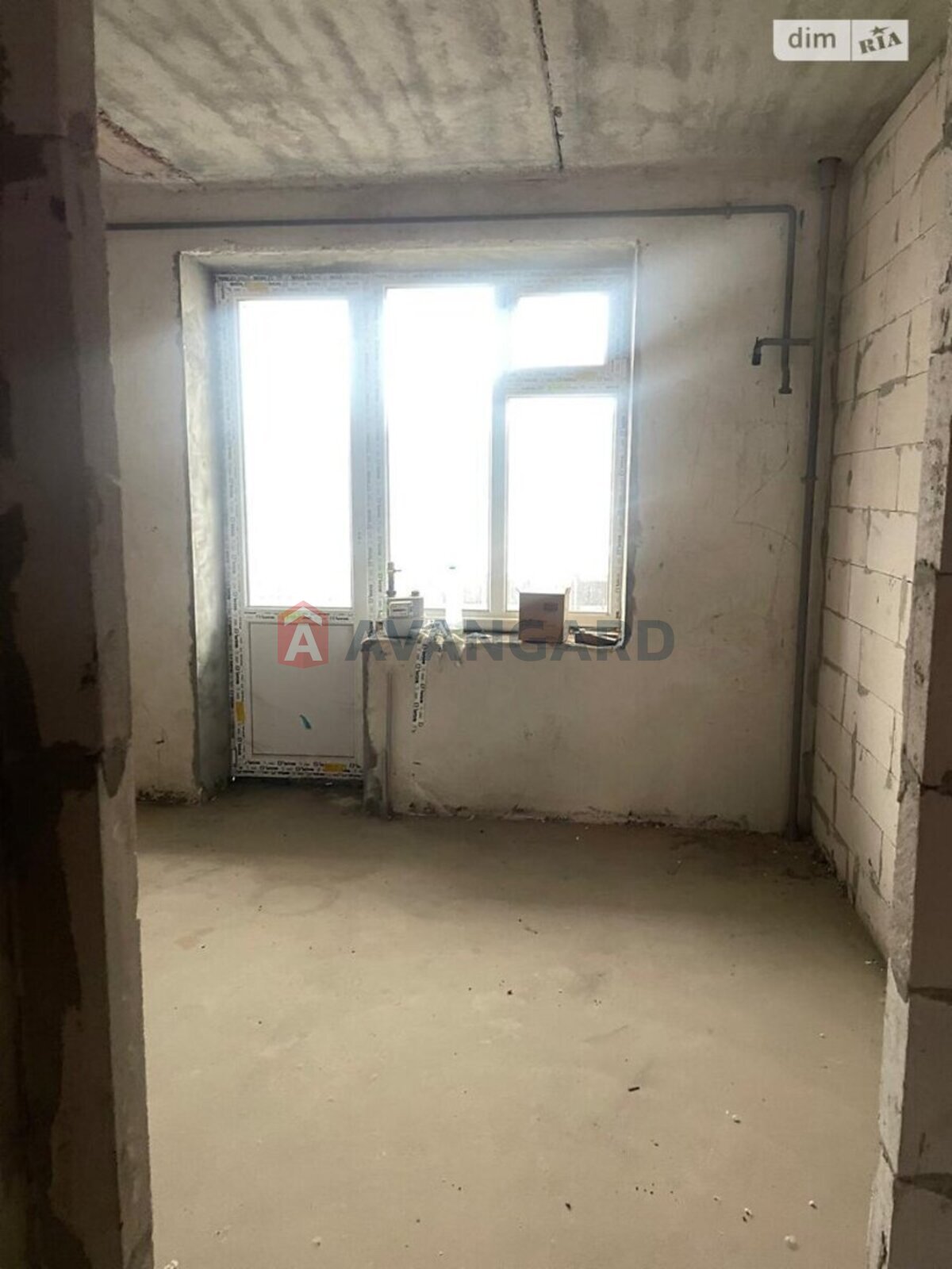 3 ��. ��������, 103/70/12 ��. �., 9/10 ������ ���� 5