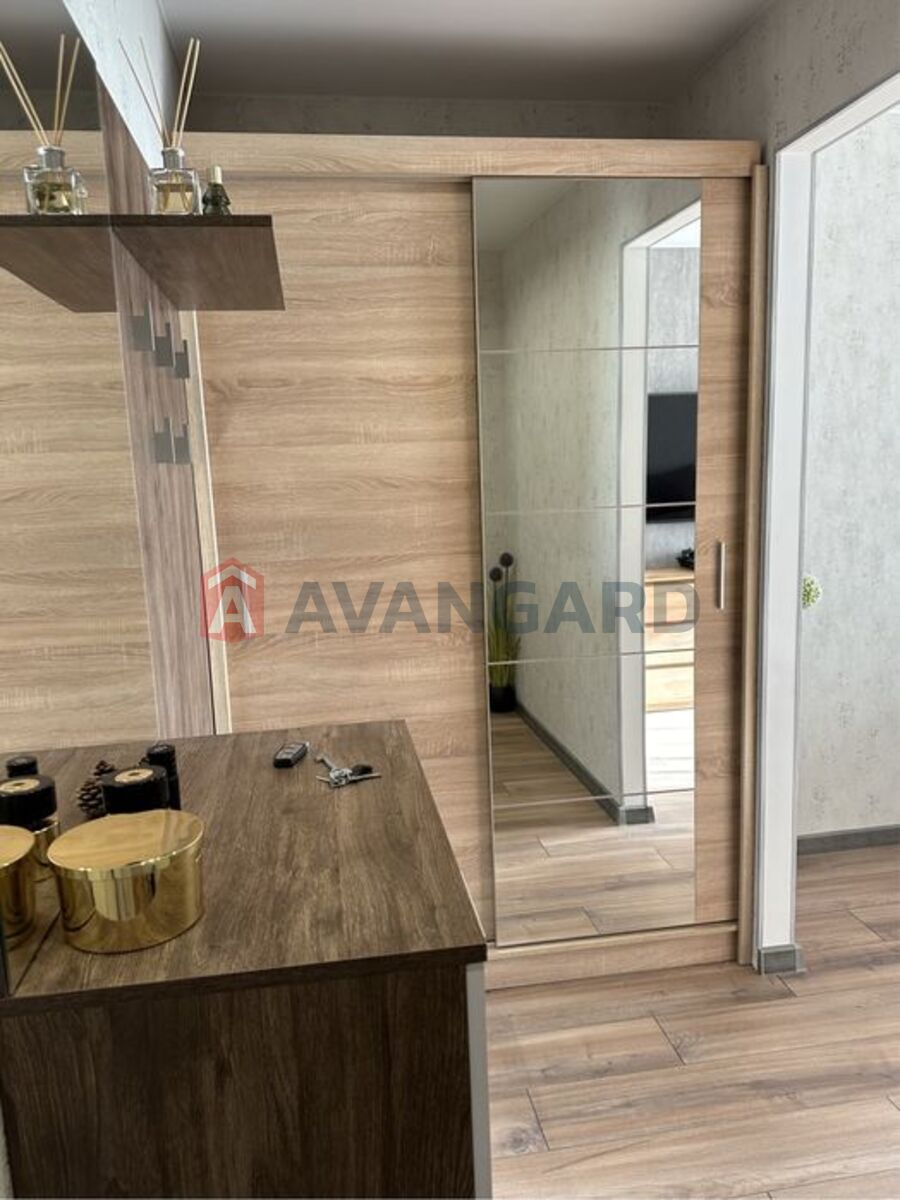 1 . , 41/-/10 . ., 4/10   12