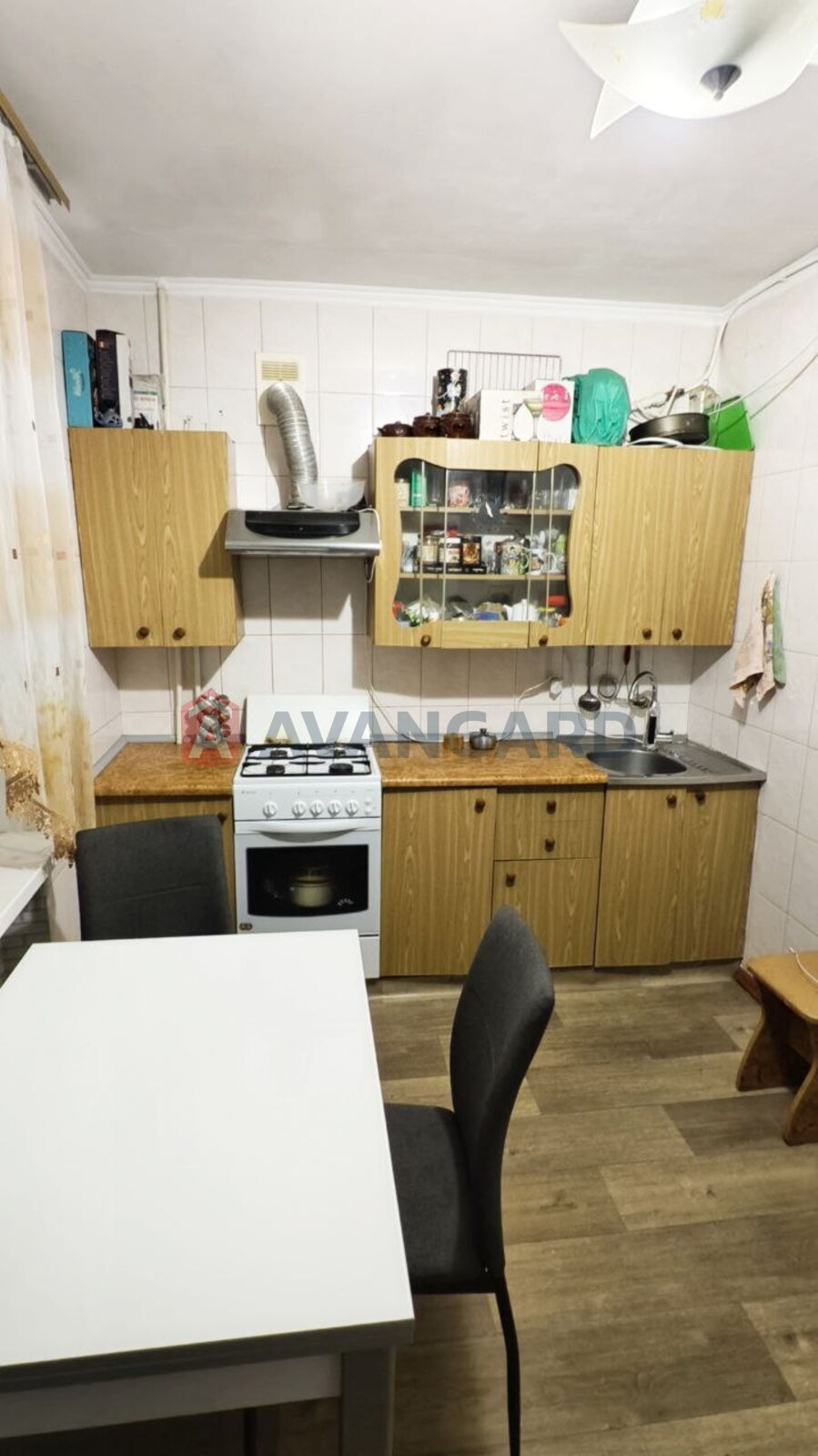 4 ��. ��������, 74/45/8,4 ��. �., 8/9 ������ ���� 2