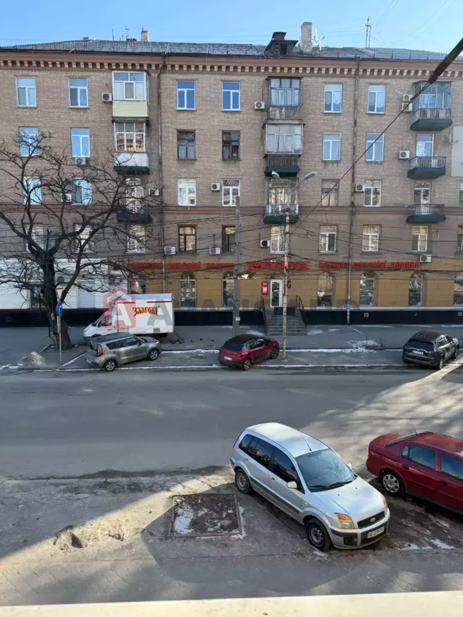 3 ����. ��������, 62/41/9 ��. �., 2/4 ���� ���� 12