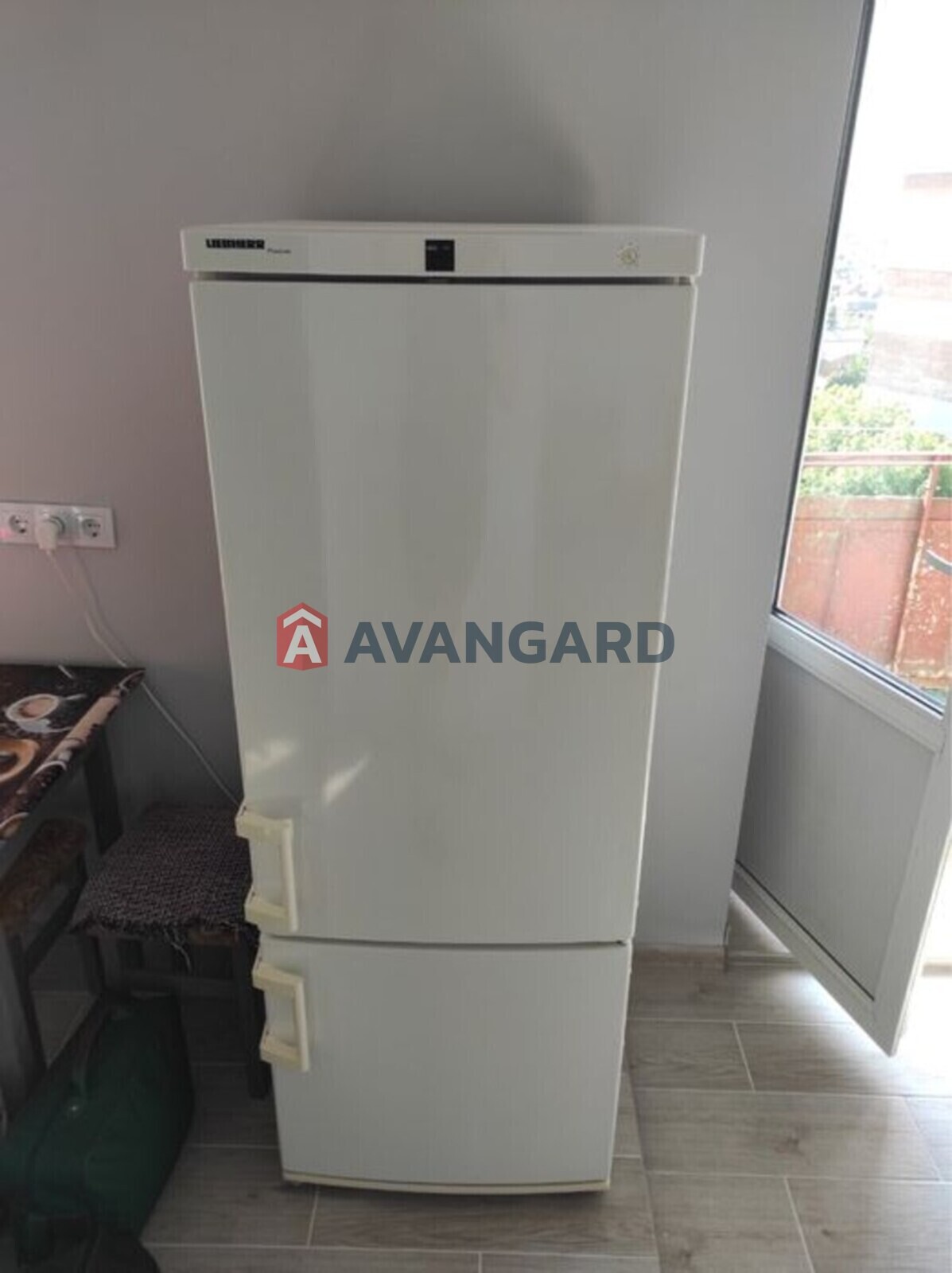 1 ��. ��������, 30/-/15 ��. �., 10/10 ������ ���� 4