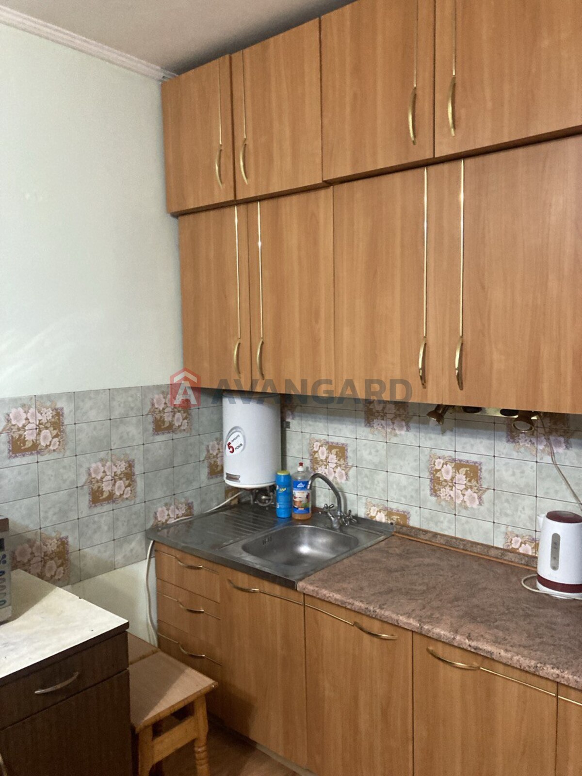 1 ��. ��������, 23/18/- ��. �., 2/5 ������ ���� 4