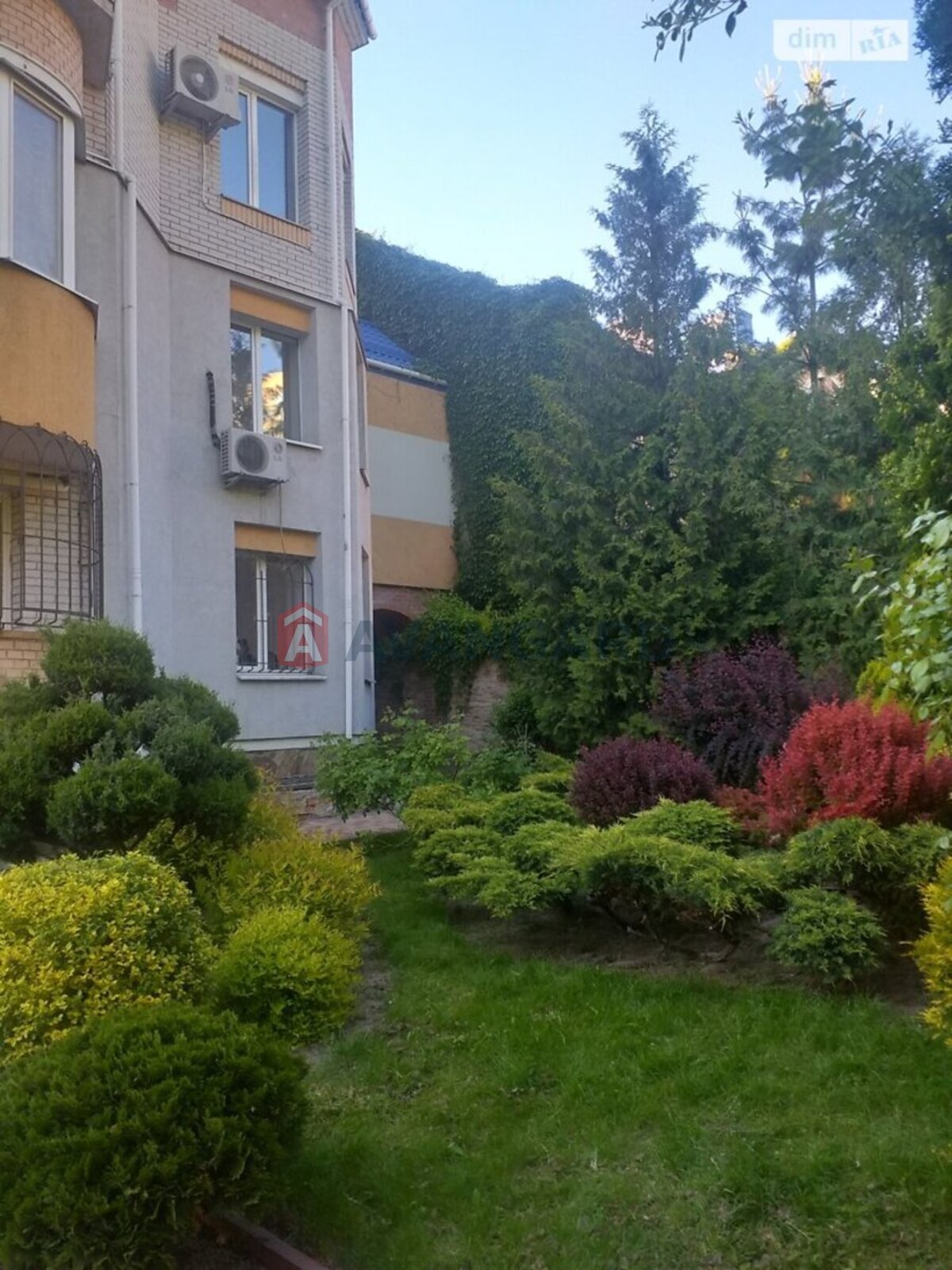 4 ��. ��������, 156/107/15 ��. �., 3/4 ������ ���� 3