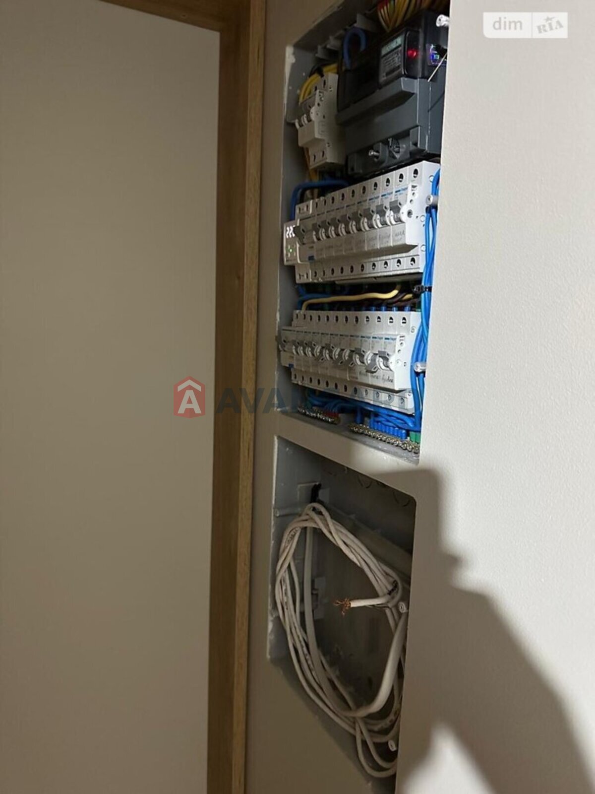 3 ��. ��������, 131/81/22 ��. �., 3/10 ������ ���� 28