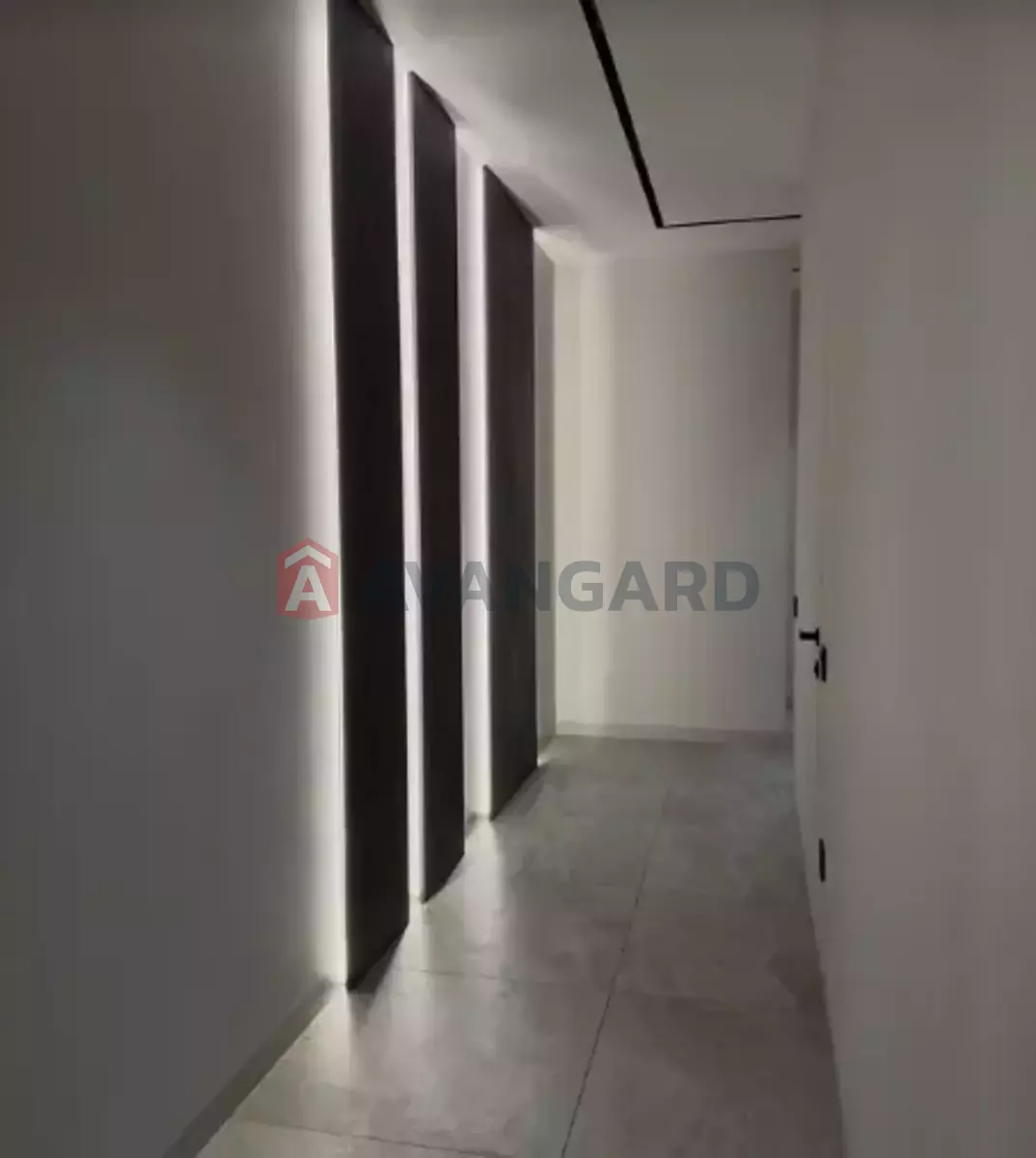 2 ��. ��������, 70/-/- ��. �., 16/23 ������ ���� 28