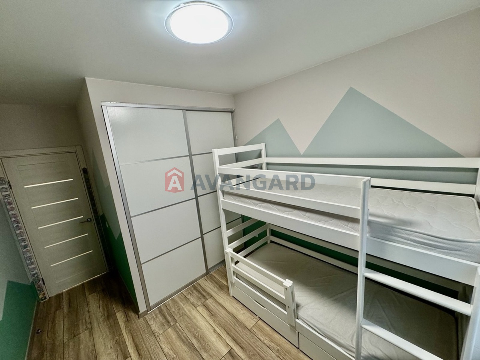 2 ��. ��������, 51/31/11 ��. �., 3/10 ������ ���� 10