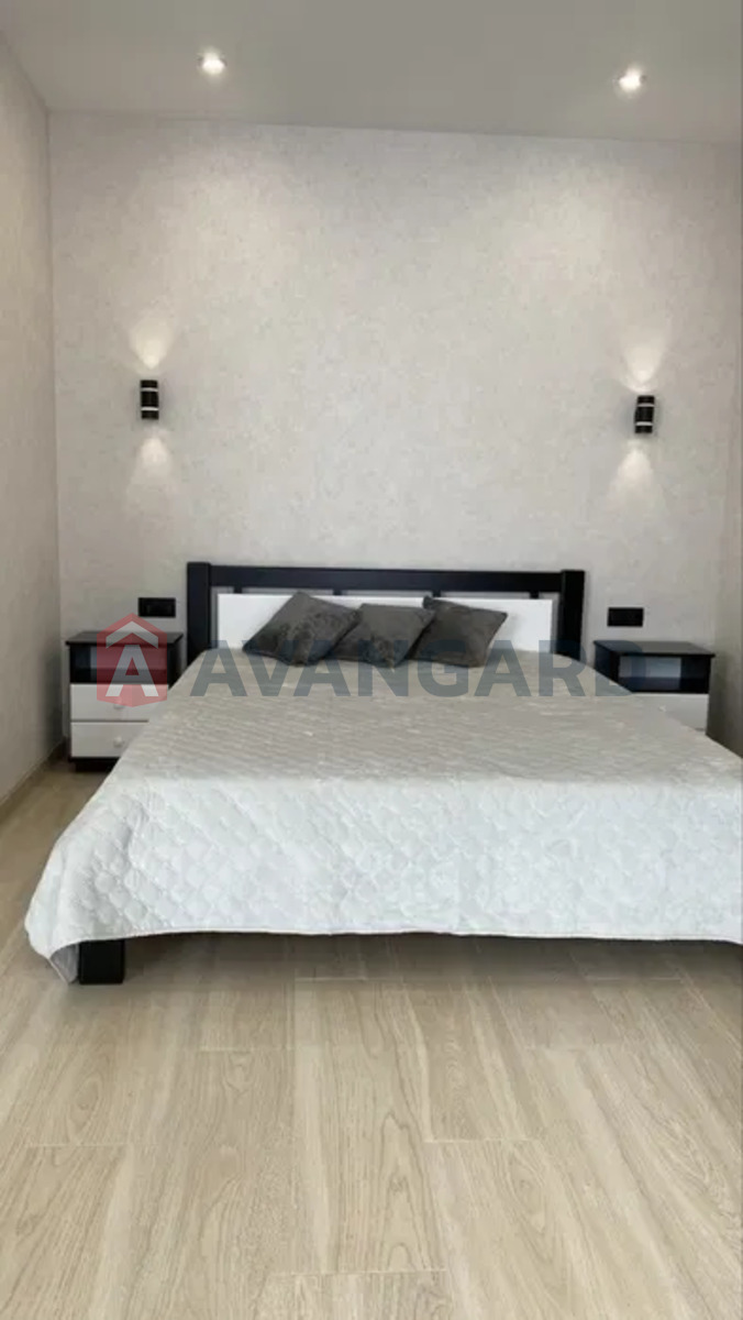 1 ����. ��������, 47/-/25 ��. �., 10/13 ���� ���� 13