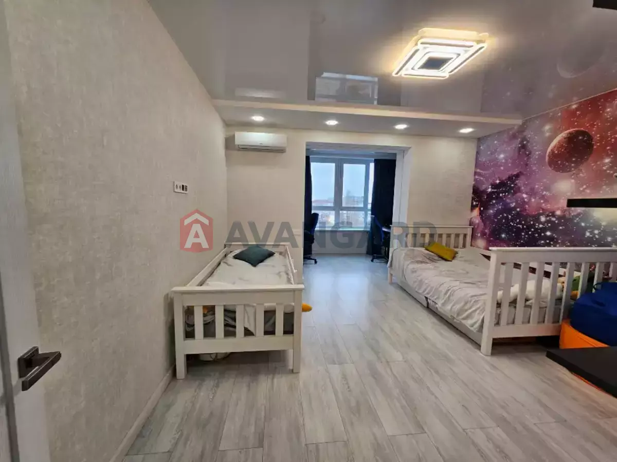 2 ��. ��������, 95/-/- ��. �., 9/11 ������ ���� 6