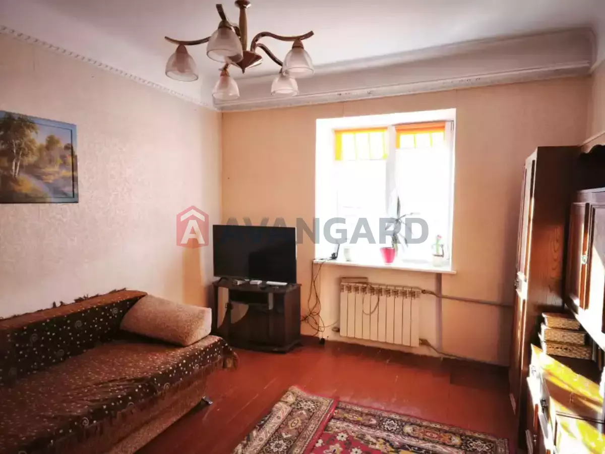 2 ��. ��������, 41/24/5 ��. �., 1/3 ������ ���� 6