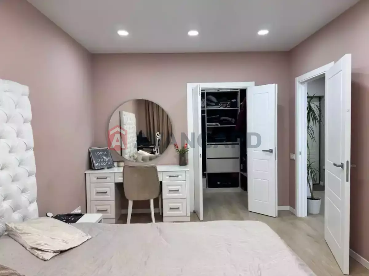 1 ����. ��������, 48/-/17 ��. �., 11/12 ���� ���� 22