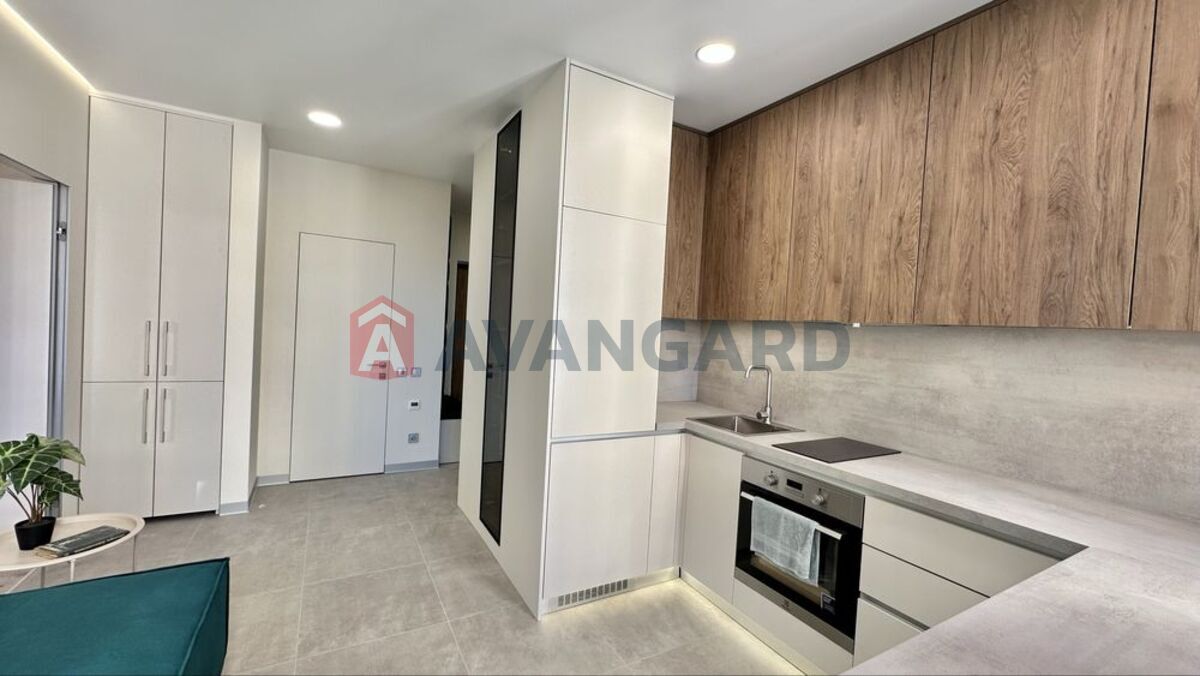 1 ��. ��������, 37/18/10 ��. �., 8/21 ������ ���� 6