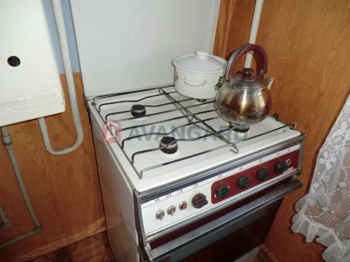 3 ����. ��������, 54/-/6 ��. �., 5/5 ���� ���� 4