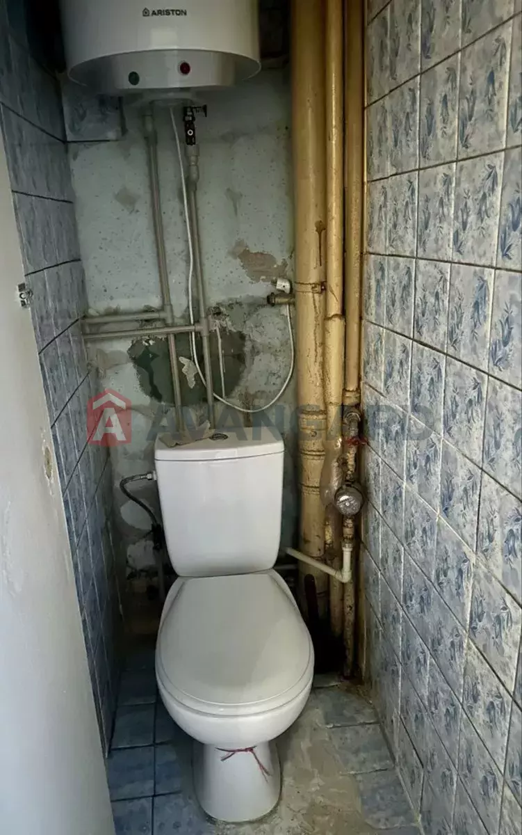 3 ��. ��������, 63/-/8 ��. �., 4/9 ������ ���� 5