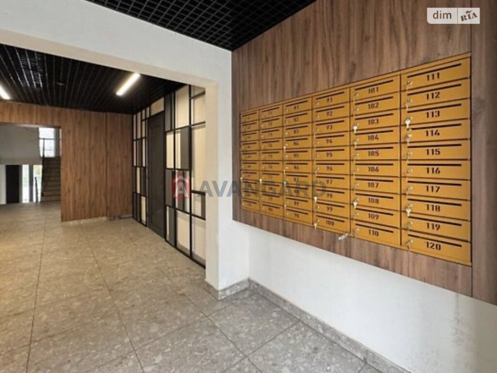 2 ��. ��������, 69/-/- ��. �., 3/10 ������ ���� 6