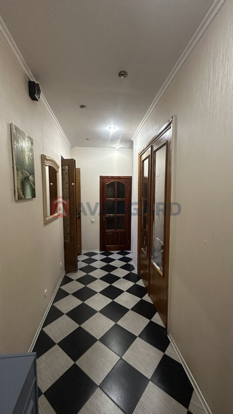 2 ����. ��������, 55/-/7 ��. �., 4/5 ���� ���� 8