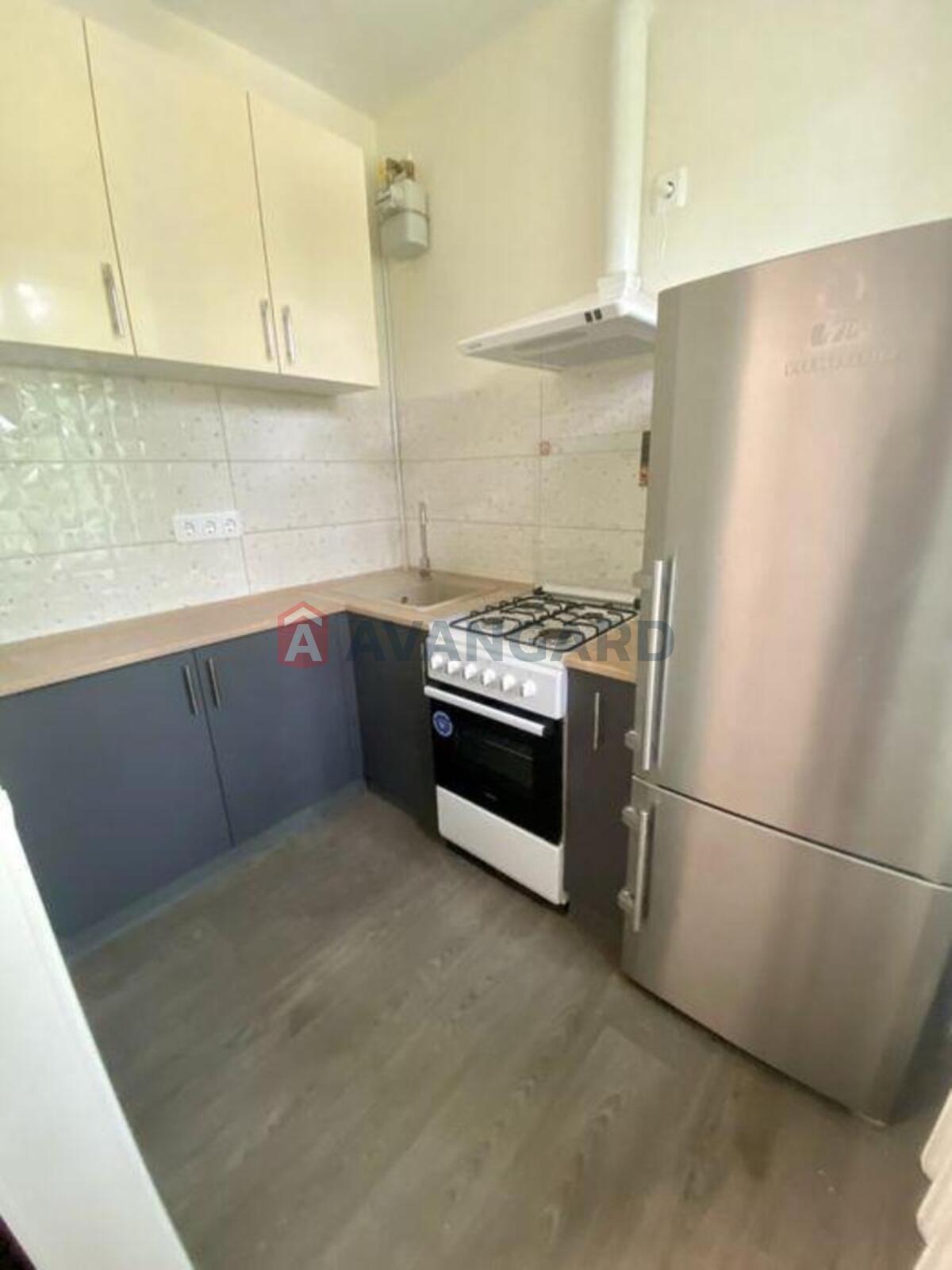 1 ��. ��������, 29/-/5 ��. �., 3/3 ������ ���� 5