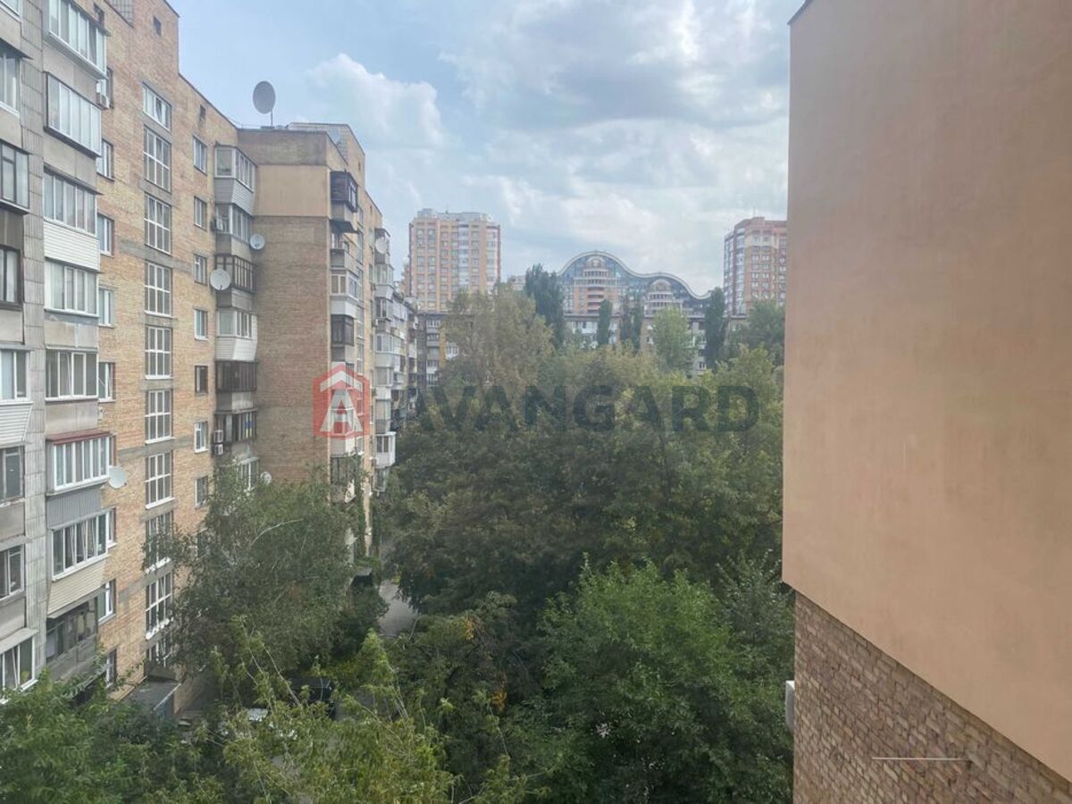 2 ����. ��������, 61/-/9 ��. �., 6/10 ���� ���� 17