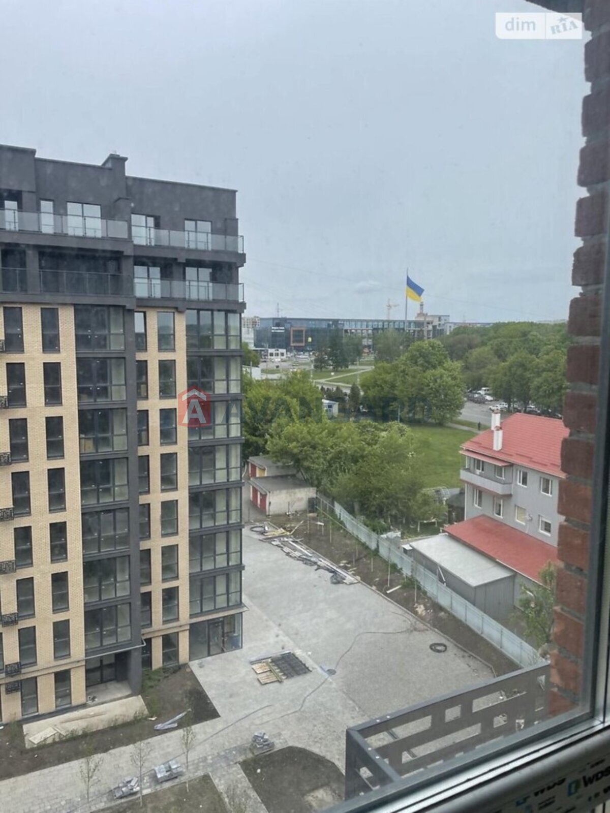 2 ��. ��������, 68/34/16 ��. �., 8/10 ������ ���� 11