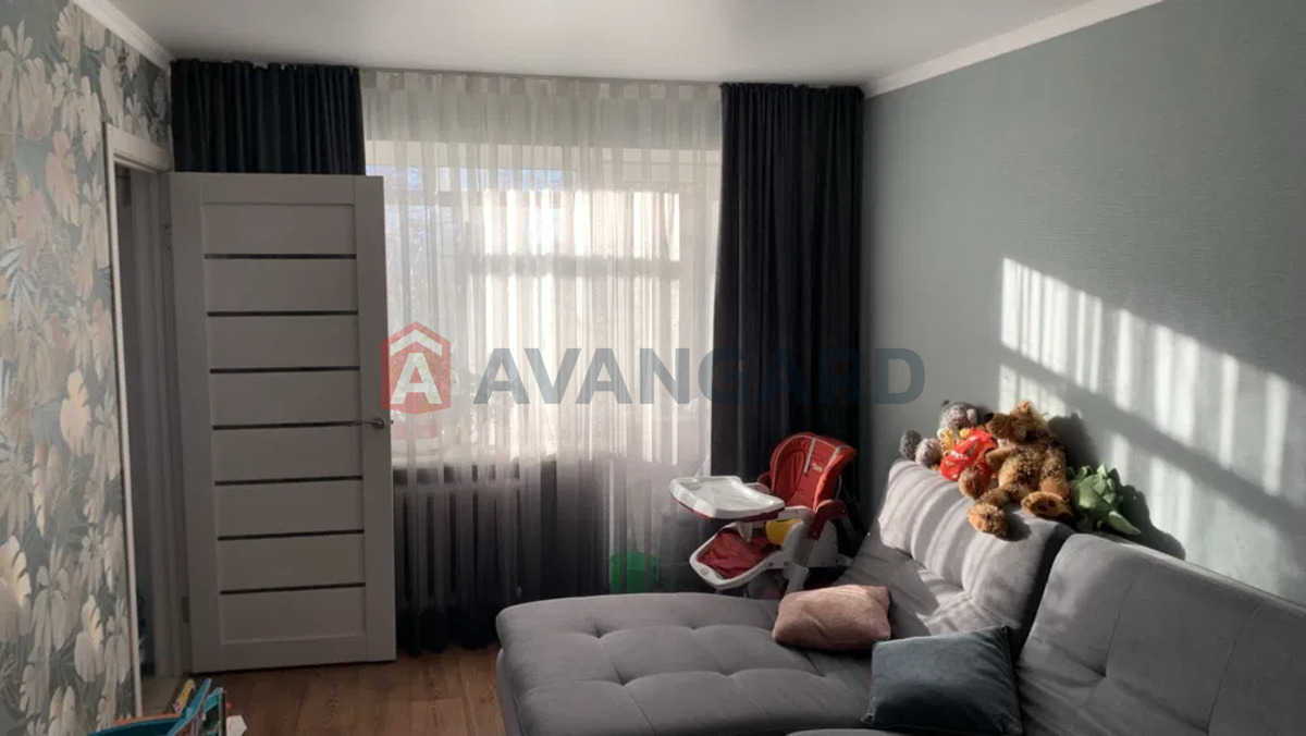 3 ��. ��������, 56/-/6 ��. �., 4/5 ������ ���� 2