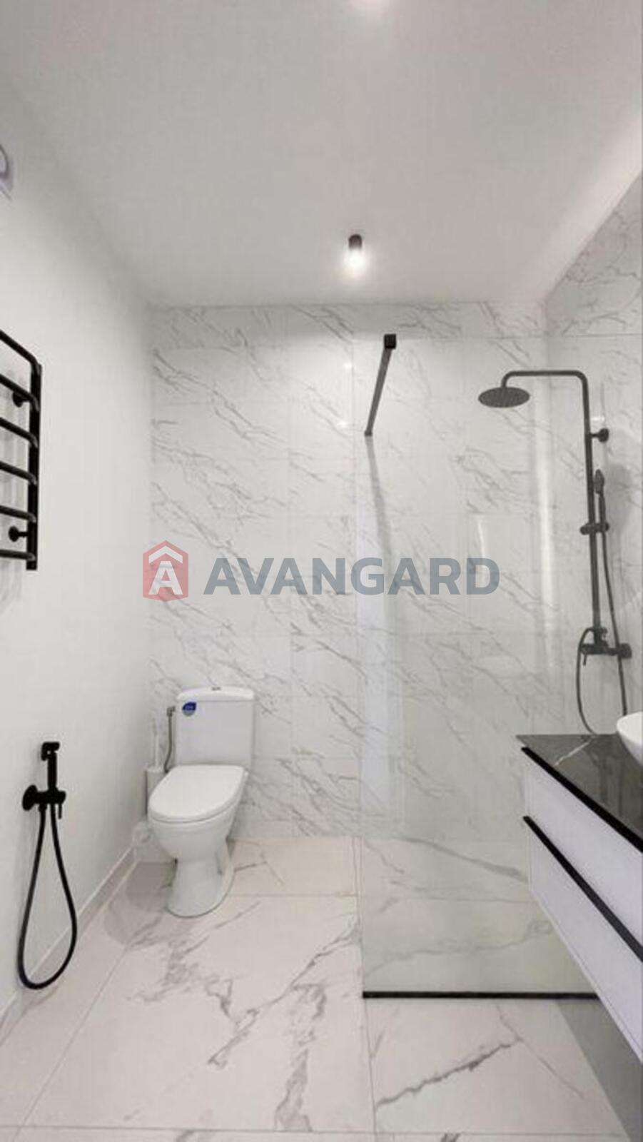 2 ����. ��������, 32/-/10 ��. �., 5/10 ���� ���� 21