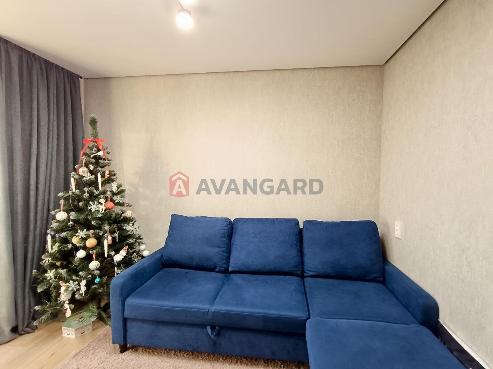 3 ����. ��������, 70/38/8 ��. �., 6/9 ���� ���� 6