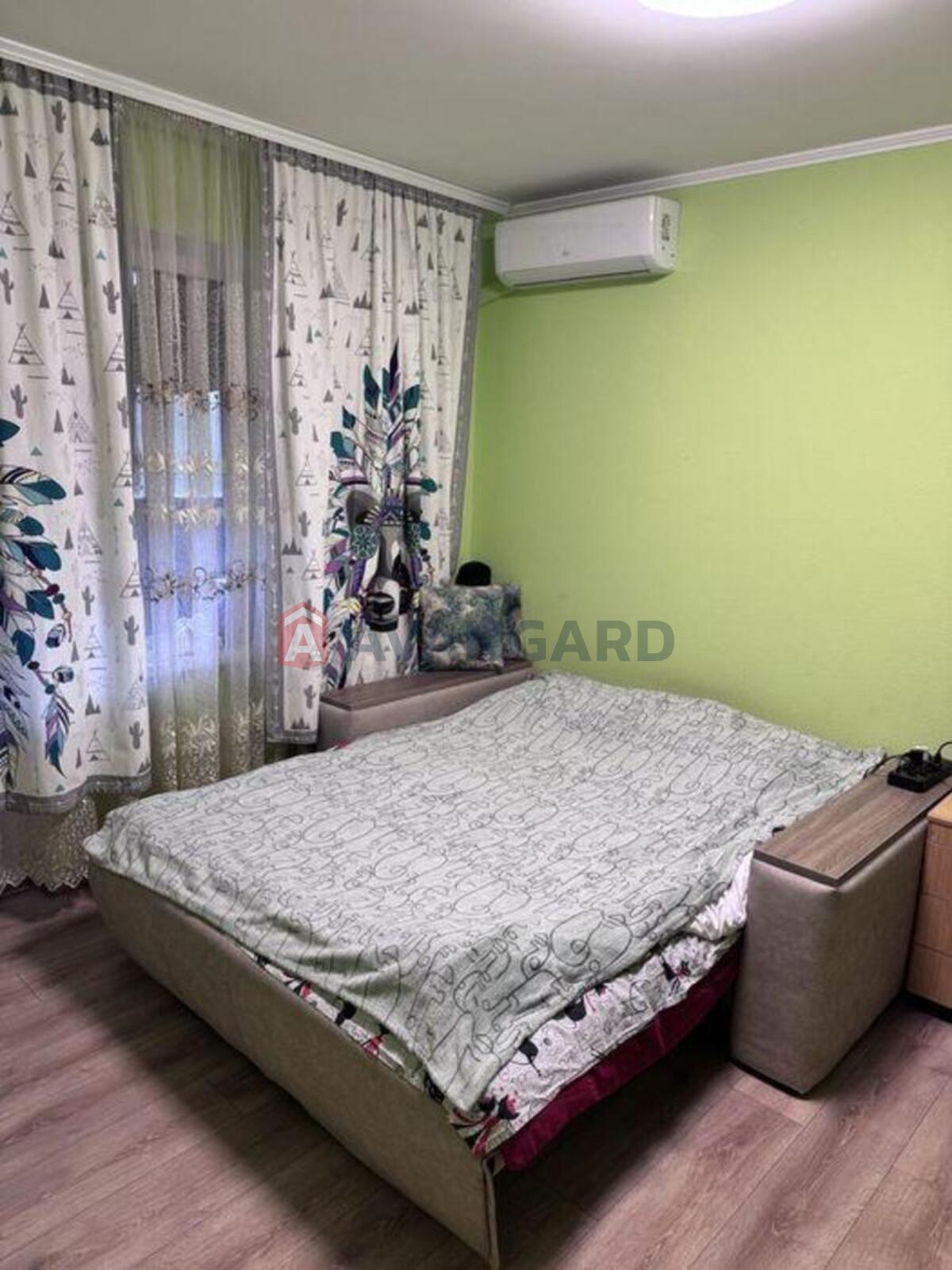 3 ����. ��������, 77/-/8 ��. �., 4/16 ���� ���� 3