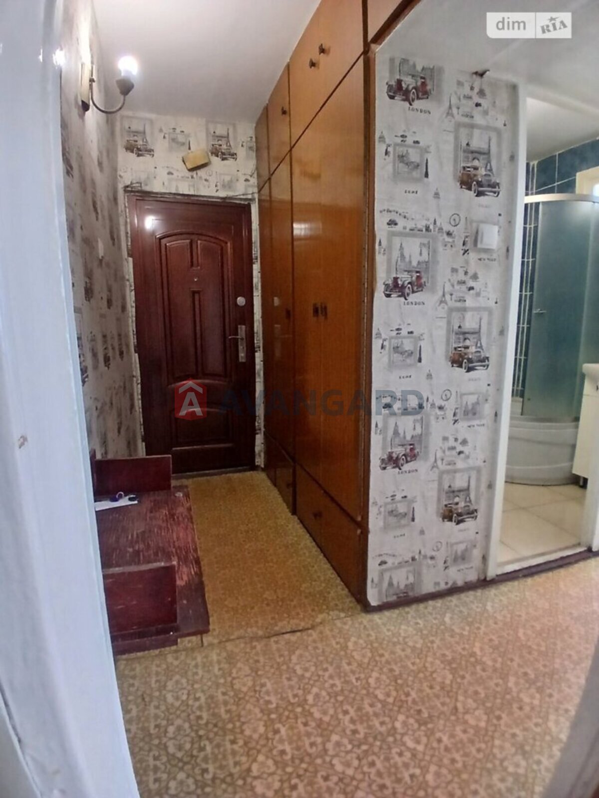 2 ��. ��������, 45/-/- ��. �., 4/5 ������ ���� 4