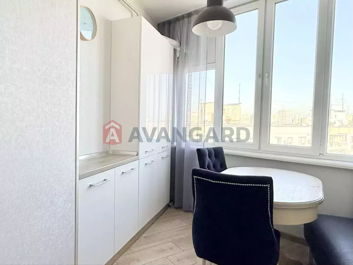 2 ��. ��������, 55/-/15 ��. �., 9/12 ������ ���� 11