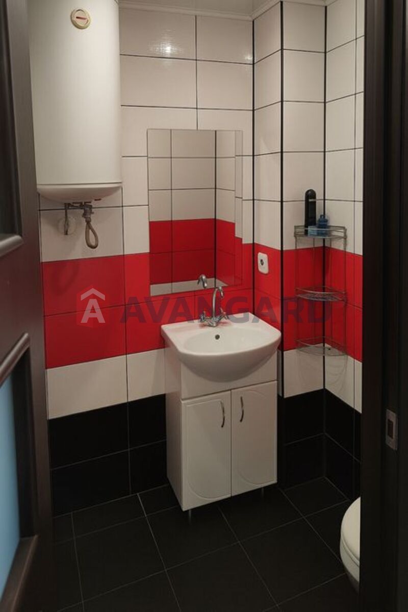 1 ��. ��������, 50/-/13 ��. �., 8/9 ������ ���� 2