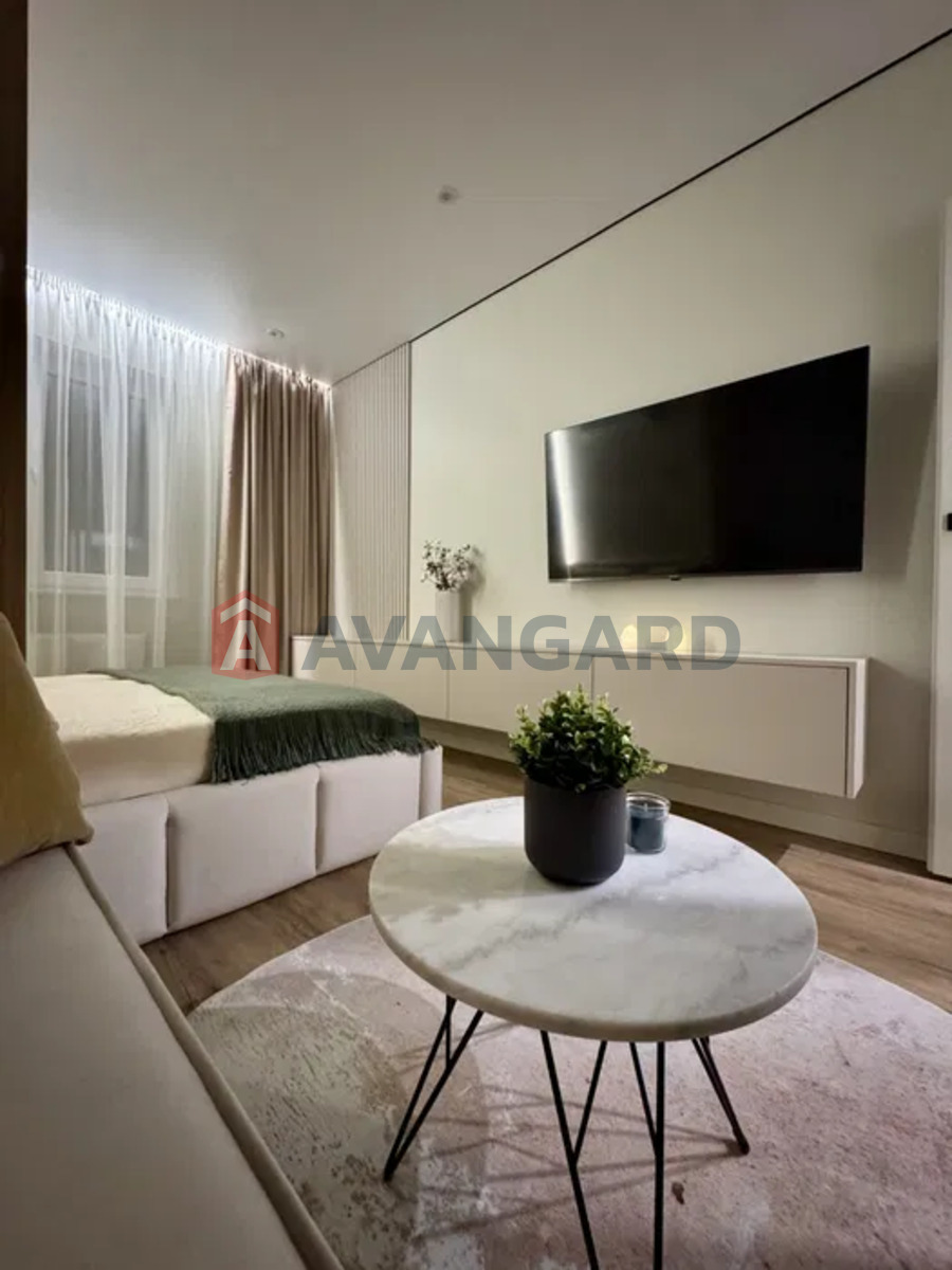 1 ��. ��������, 40/-/13 ��. �., 7/10 ������ ���� 13