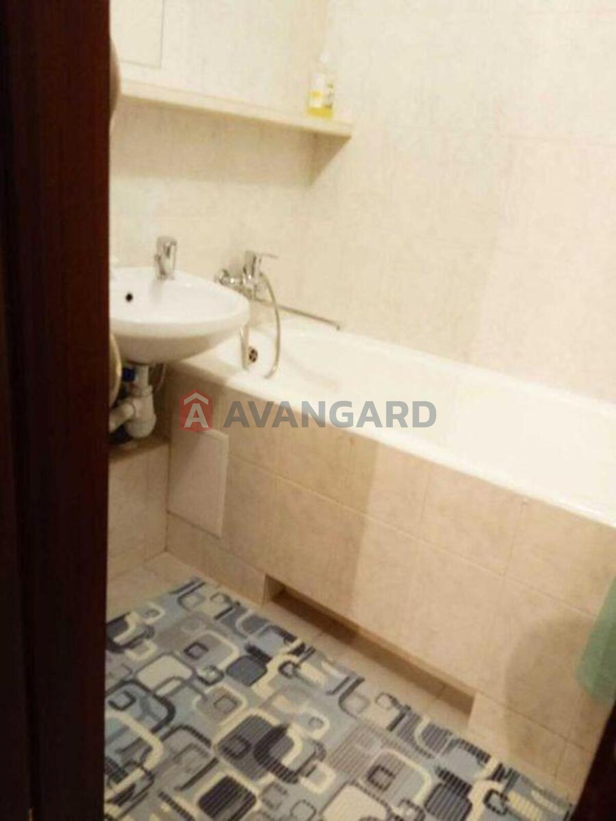 3 ��. ��������, 84/-/12 ��. �., 1/14 ������ ���� 7