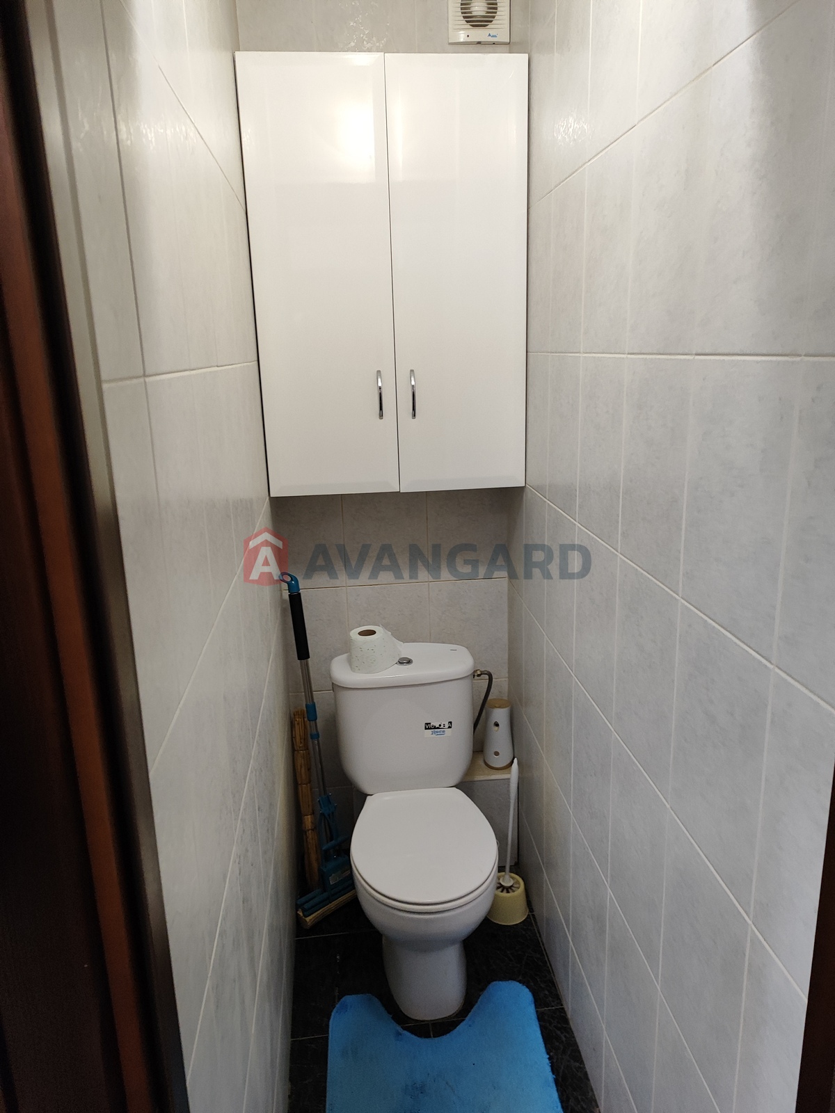 2 ��. ��������, 48/-/- ��. �., 9/10 ������ ���� 6