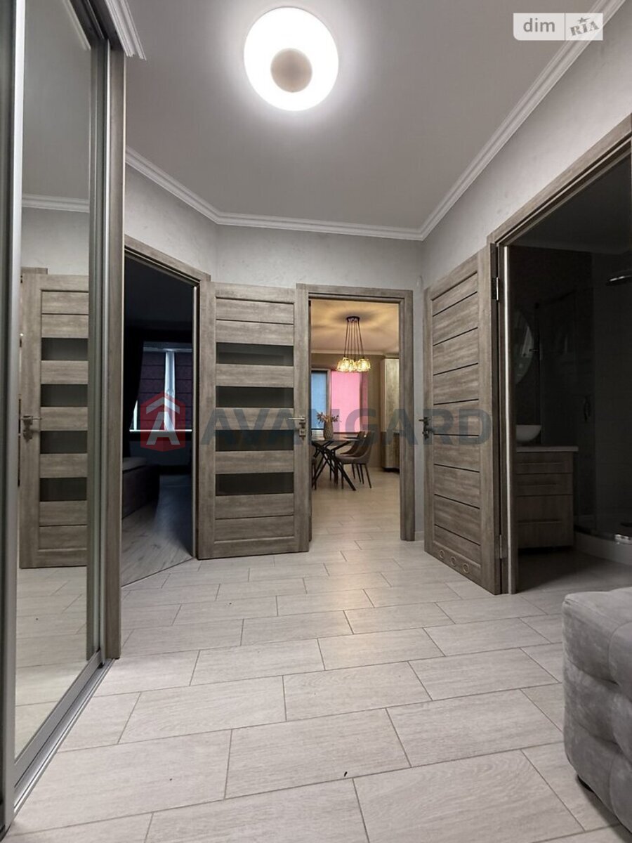 1 ��. ��������, 46/22/13 ��. �., 8/12 ������ ���� 8