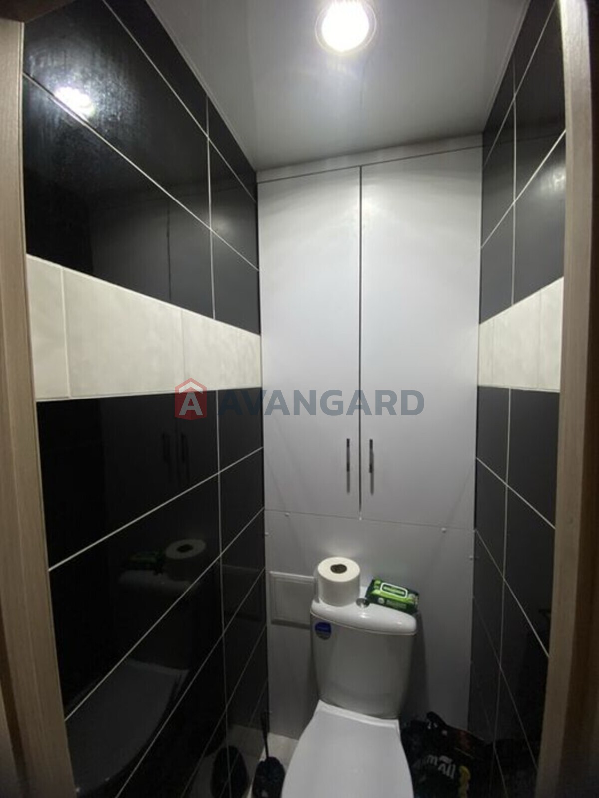 2 ��. ��������, 51/-/8 ��. �., 1/9 ������ ���� 5