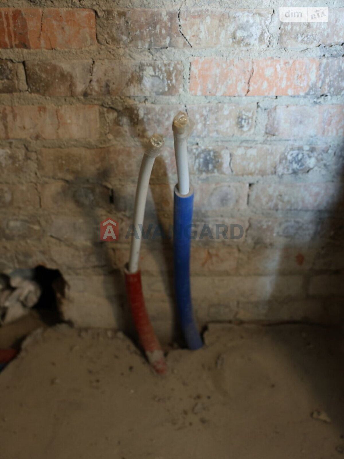 3 ����. ��������, 91/22/34 ��. �., 9/10 ���� ���� 8