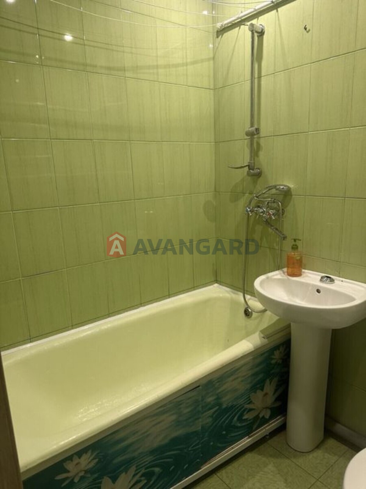 2 ��. ��������, 45/-/8 ��. �., 4/5 ������ ���� 9