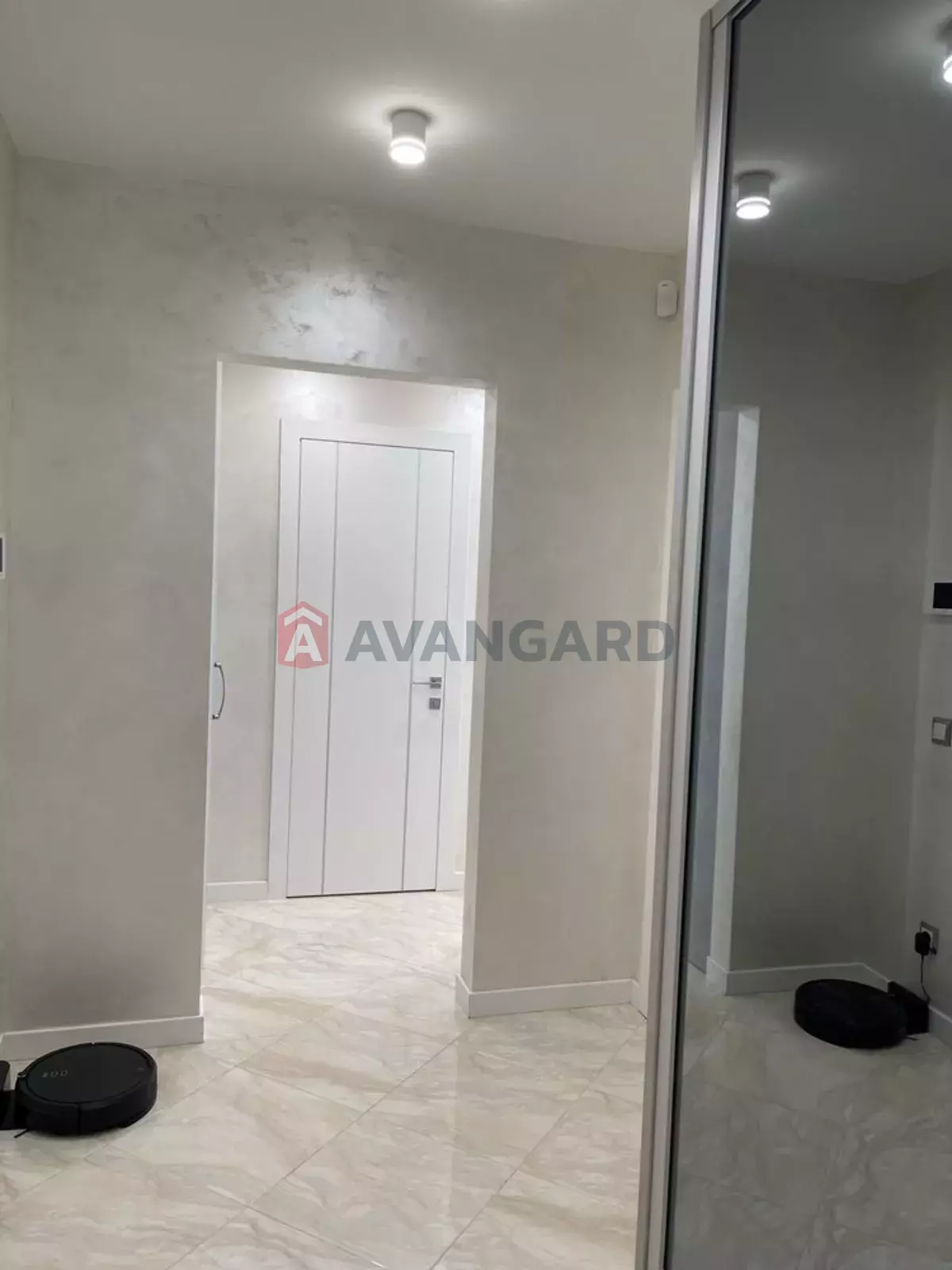 3 ����. ��������, 67/-/8 ��. �., 7/9 ���� ���� 15