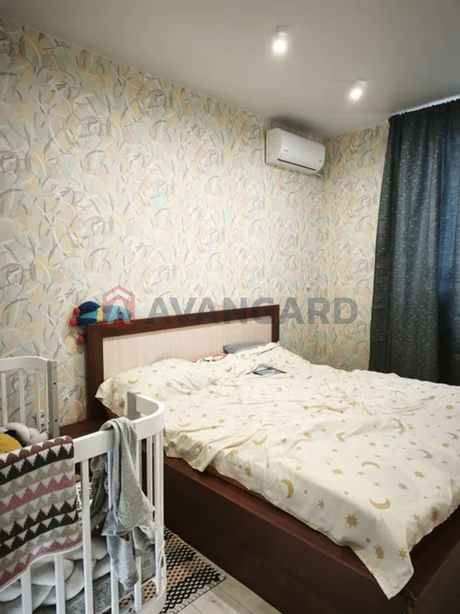 4 ��. ��������, 95/-/9 ��. �., 3/5 ������ ���� 6