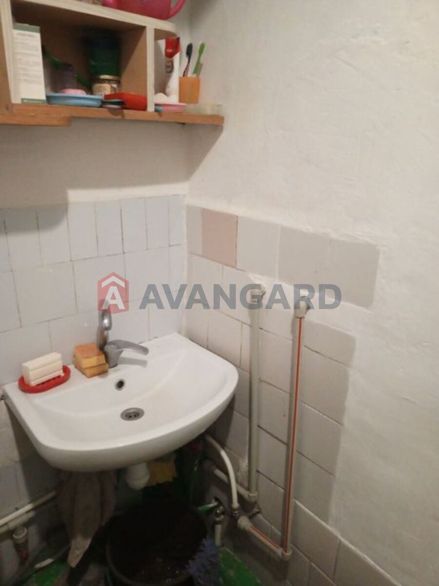 1 . , 30/-/5 . ., 3/9   15