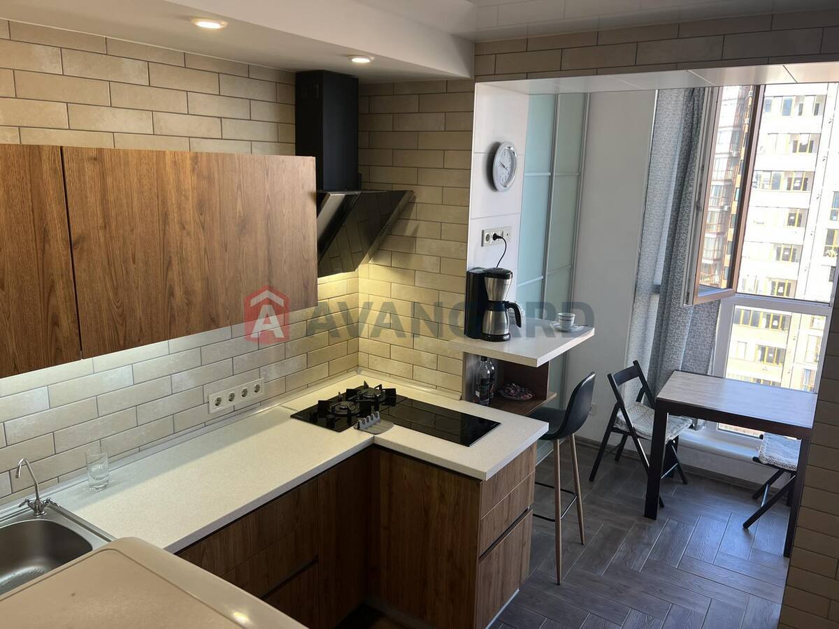 2 ��. ��������, 53/-/17 ��. �., 8/12 ������ ���� 2