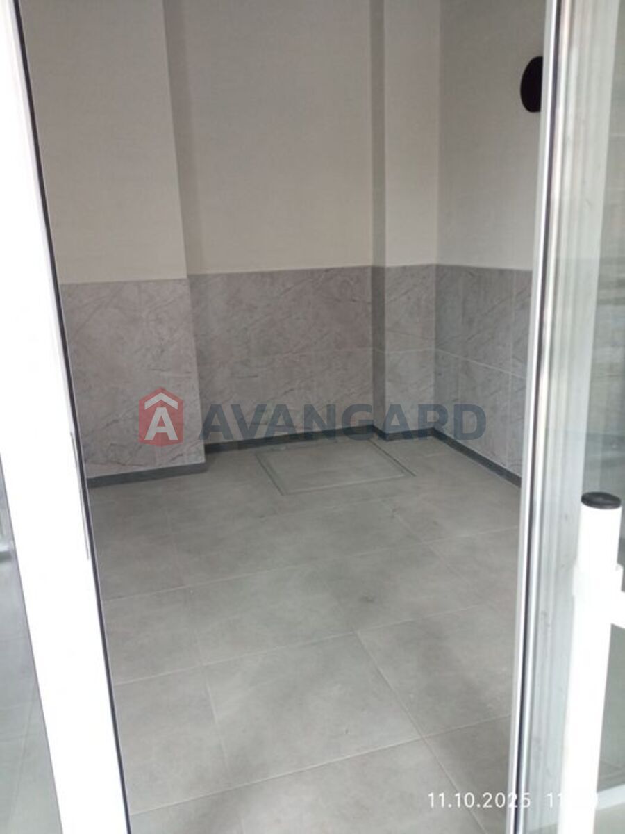 2 ����. ��������, 60/-/14 ��. �., 10/10 ���� ���� 6